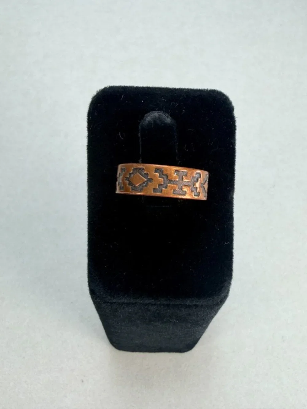 Vintage Copper Southwestern Geometric Band Ring Native Signed Size 8.5